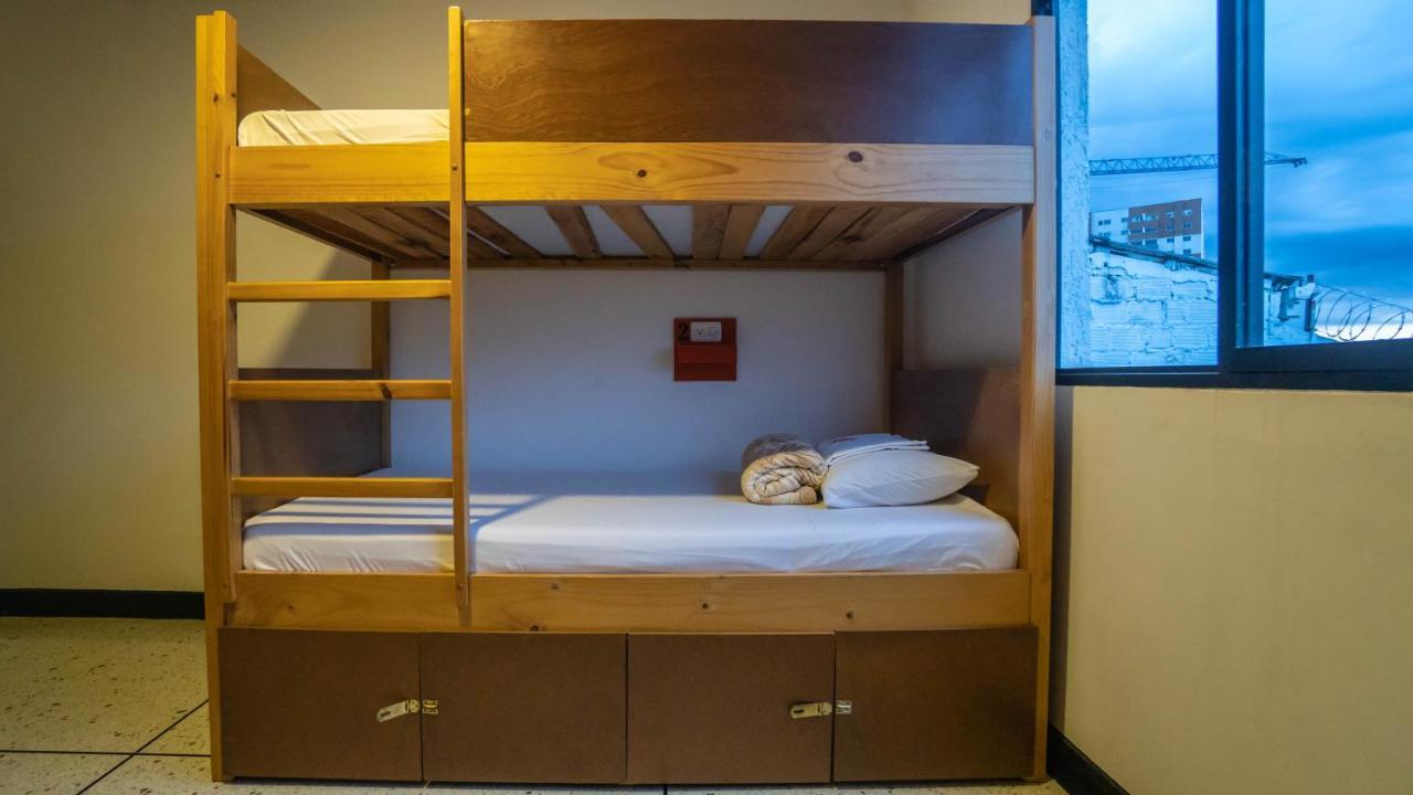 Wanderlust Hostel Armenia  Exterior foto